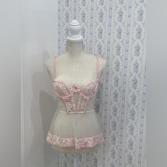 Victoria's Secret Other - Victoria's Secret Designer babydoll bustier cami top